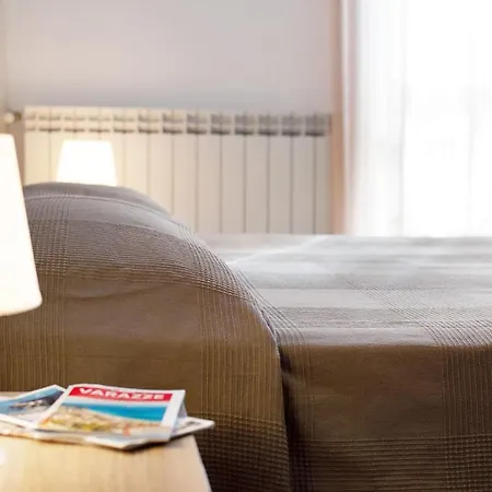 Bilocale Cilea Con Balcone Apartment Varazze