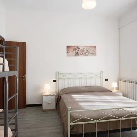 Bilocale Cilea Con Balcone Варацце