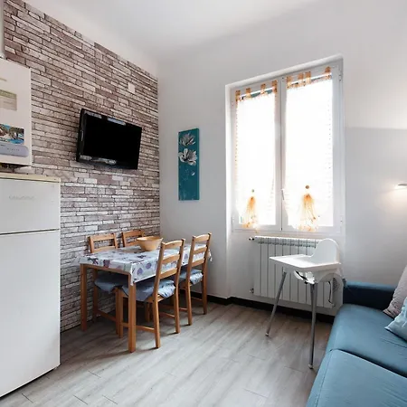 Bilocale Cilea Con Balcone Апартаменты *